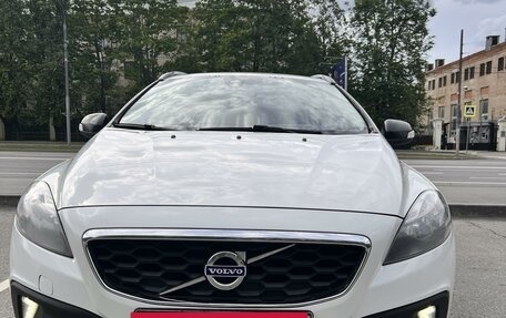 Volvo V40 Cross Country I, 2013 год, 1 200 000 рублей, 2 фотография