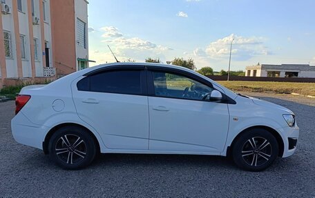 Chevrolet Aveo III, 2012 год, 730 000 рублей, 2 фотография