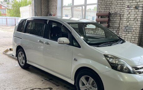 Toyota ISis I, 2011 год, 1 655 000 рублей, 9 фотография