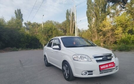 Chevrolet Aveo III, 2010 год, 550 000 рублей, 3 фотография