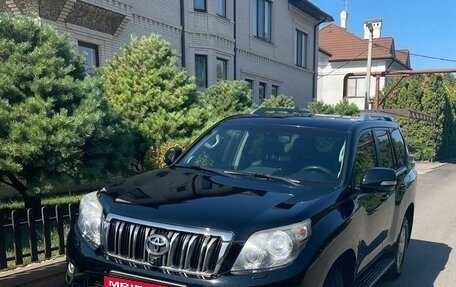 Toyota Land Cruiser Prado 150 рестайлинг 2, 2011 год, 3 525 000 рублей, 6 фотография