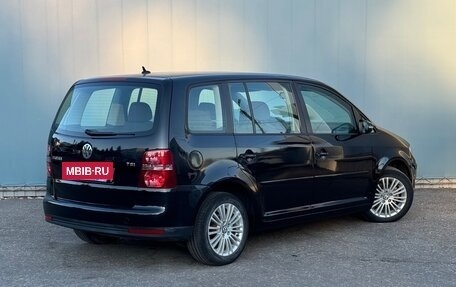 Volkswagen Touran III, 2009 год, 625 000 рублей, 5 фотография