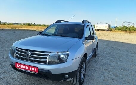 Renault Duster I рестайлинг, 2015 год, 925 000 рублей, 1 фотография