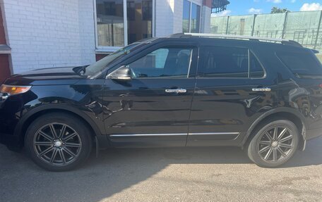 Ford Explorer VI, 2012 год, 1 550 000 рублей, 9 фотография