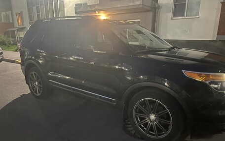 Ford Explorer VI, 2012 год, 1 550 000 рублей, 13 фотография