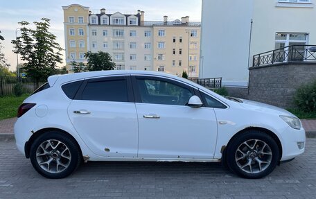 Opel Astra J, 2011 год, 630 000 рублей, 4 фотография