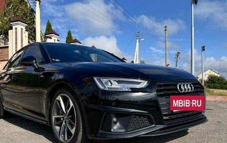 Audi A4, 2018 год, 2 900 000 рублей, 5 фотография