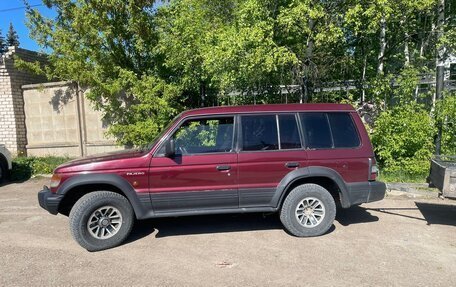 Mitsubishi Pajero III рестайлинг, 1994 год, 430 000 рублей, 4 фотография