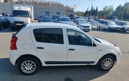 Renault Sandero I, 2011 год, 600 000 рублей, 3 фотография