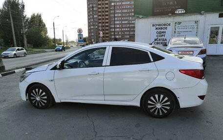 Hyundai Solaris II рестайлинг, 2016 год, 520 000 рублей, 4 фотография