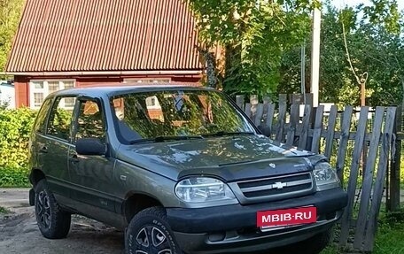 Chevrolet Niva I рестайлинг, 2004 год, 300 000 рублей, 4 фотография