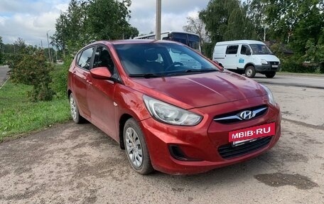 Hyundai Solaris II рестайлинг, 2013 год, 650 000 рублей, 2 фотография