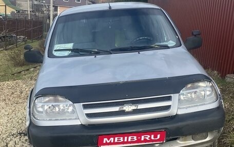 Chevrolet Niva I рестайлинг, 2005 год, 220 000 рублей, 2 фотография