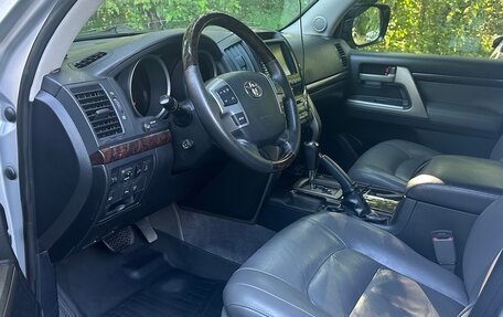 Toyota Land Cruiser 200, 2008 год, 3 160 000 рублей, 7 фотография