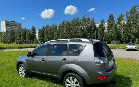 Mitsubishi Outlander III рестайлинг 3, 2007 год, 1 150 000 рублей, 11 фотография