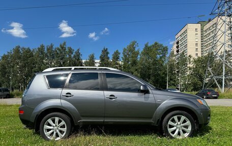 Mitsubishi Outlander III рестайлинг 3, 2007 год, 1 150 000 рублей, 5 фотография