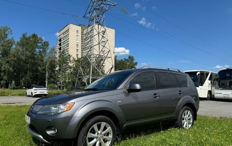 Mitsubishi Outlander III рестайлинг 3, 2007 год, 1 150 000 рублей, 15 фотография