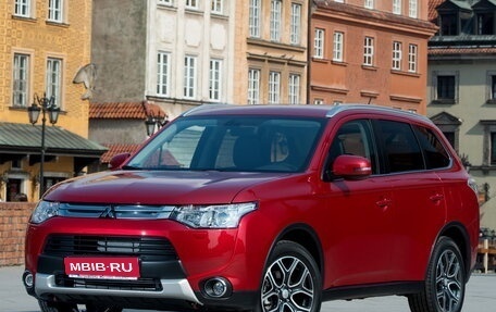 Mitsubishi Outlander III рестайлинг 3, 2014 год, 1 791 000 рублей, 1 фотография