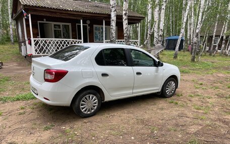 Renault Logan II, 2018 год, 870 000 рублей, 4 фотография