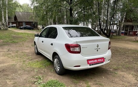 Renault Logan II, 2018 год, 870 000 рублей, 6 фотография