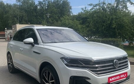 Volkswagen Touareg III, 2019 год, 7 500 000 рублей, 4 фотография