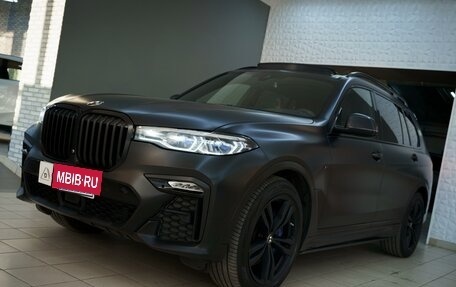 BMW X7, 2021 год, 10 555 000 рублей, 4 фотография