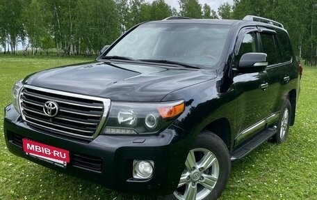 Toyota Land Cruiser 200, 2015 год, 5 550 000 рублей, 2 фотография