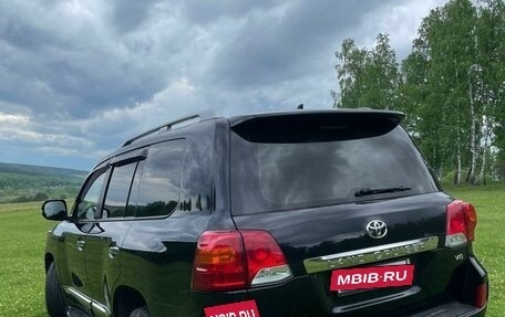 Toyota Land Cruiser 200, 2015 год, 5 550 000 рублей, 13 фотография