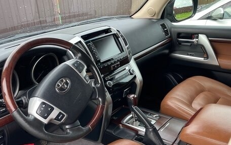 Toyota Land Cruiser 200, 2015 год, 5 550 000 рублей, 16 фотография