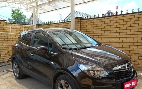 Opel Mokka I, 2014 год, 1 495 000 рублей, 2 фотография