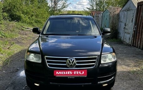 Volkswagen Touareg III, 2005 год, 920 000 рублей, 2 фотография