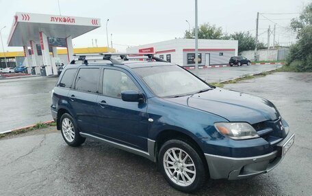 Mitsubishi Outlander III рестайлинг 3, 2004 год, 750 000 рублей, 3 фотография