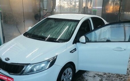 KIA Rio III рестайлинг, 2014 год, 850 000 рублей, 3 фотография