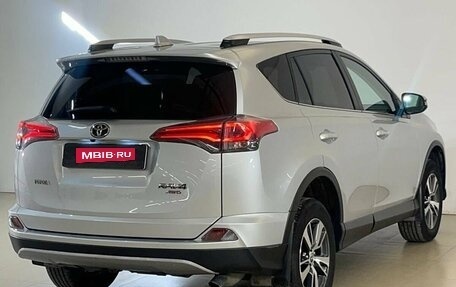 Toyota RAV4, 2017 год, 2 485 000 рублей, 7 фотография