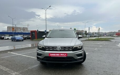 Volkswagen Tiguan II, 2018 год, 2 900 000 рублей, 2 фотография