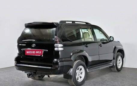 Toyota Land Cruiser Prado 120 рестайлинг, 2006 год, 2 740 000 рублей, 6 фотография