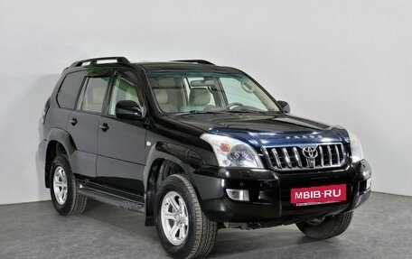 Toyota Land Cruiser Prado 120 рестайлинг, 2006 год, 2 740 000 рублей, 3 фотография