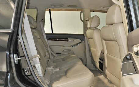 Toyota Land Cruiser Prado 120 рестайлинг, 2006 год, 2 740 000 рублей, 10 фотография