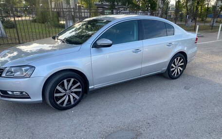 Volkswagen Passat B7, 2011 год, 1 270 000 рублей, 3 фотография