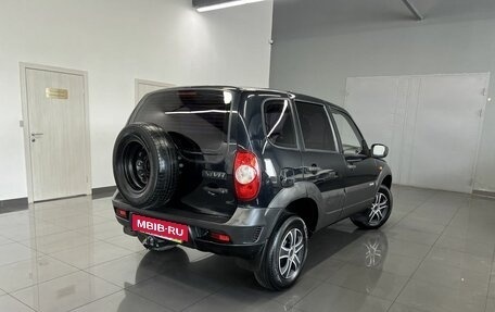 Chevrolet Niva I рестайлинг, 2009 год, 595 000 рублей, 2 фотография