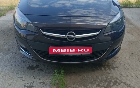 Opel Astra J, 2013 год, 1 210 000 рублей, 2 фотография