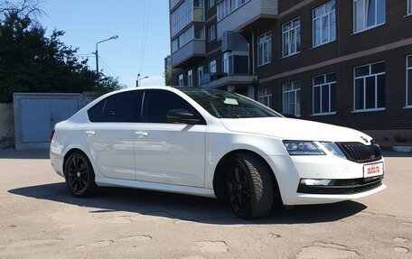 Skoda Octavia, 2018 год, 2 250 000 рублей, 11 фотография