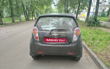 Chevrolet Spark III, 2011 год, 430 000 рублей, 3 фотография