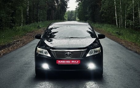 Toyota Camry, 2012 год, 2 150 000 рублей, 2 фотография