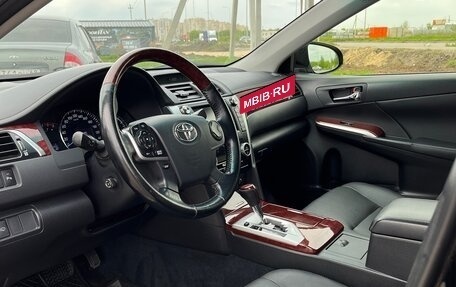 Toyota Camry, 2012 год, 2 150 000 рублей, 10 фотография