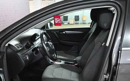 Volkswagen Passat B7, 2011 год, 1 240 000 рублей, 11 фотография