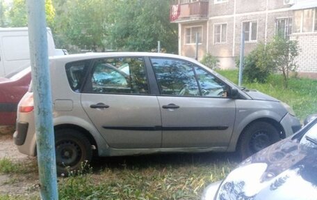 Renault Scenic III, 2004 год, 300 000 рублей, 4 фотография