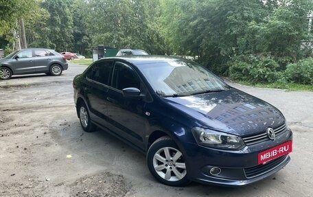 Volkswagen Polo VI (EU Market), 2010 год, 655 000 рублей, 3 фотография