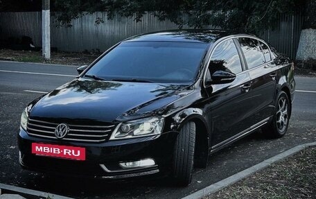 Volkswagen Passat B7, 2011 год, 900 000 рублей, 2 фотография