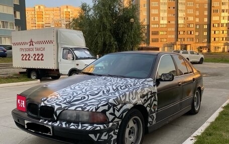 BMW 5 серия, 1998 год, 244 444 рублей, 1 фотография